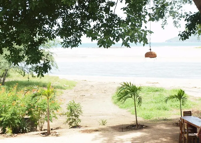 Casa Blanca Tamarindo