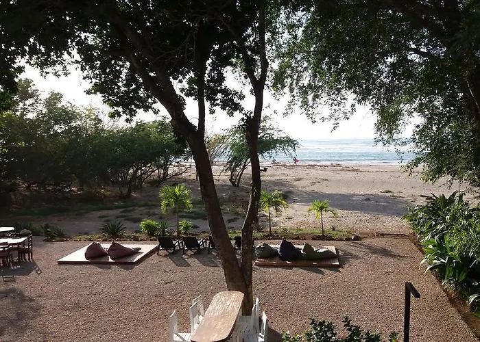 Hotel Casa Blanca Tamarindo