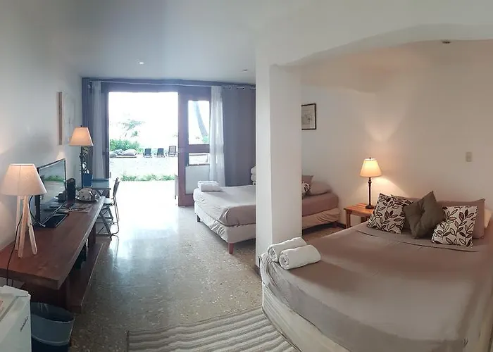 Casa Blanca Hotel