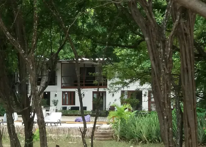 Hotel Casa Blanca